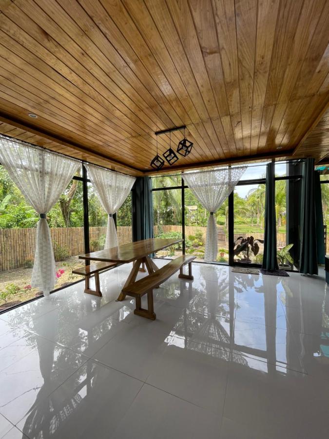 לינה וארוחת בוקר Carmen  Casa Aguelo Chocolate Hills מראה חיצוני תמונה