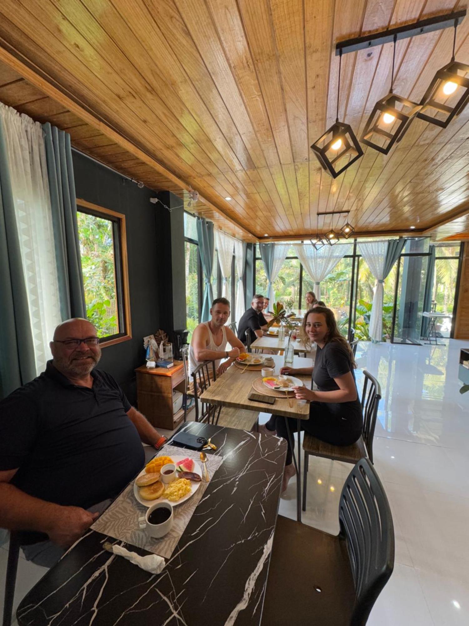 לינה וארוחת בוקר Carmen  Casa Aguelo Chocolate Hills מראה חיצוני תמונה